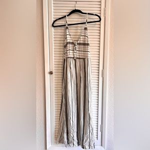 ROXY Maxi White background and black stripes